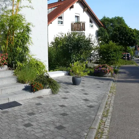 Privat bolig Gaestezimmer In *