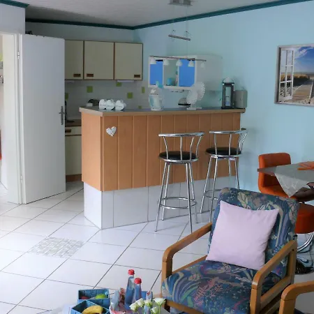 Gaestezimmer In *